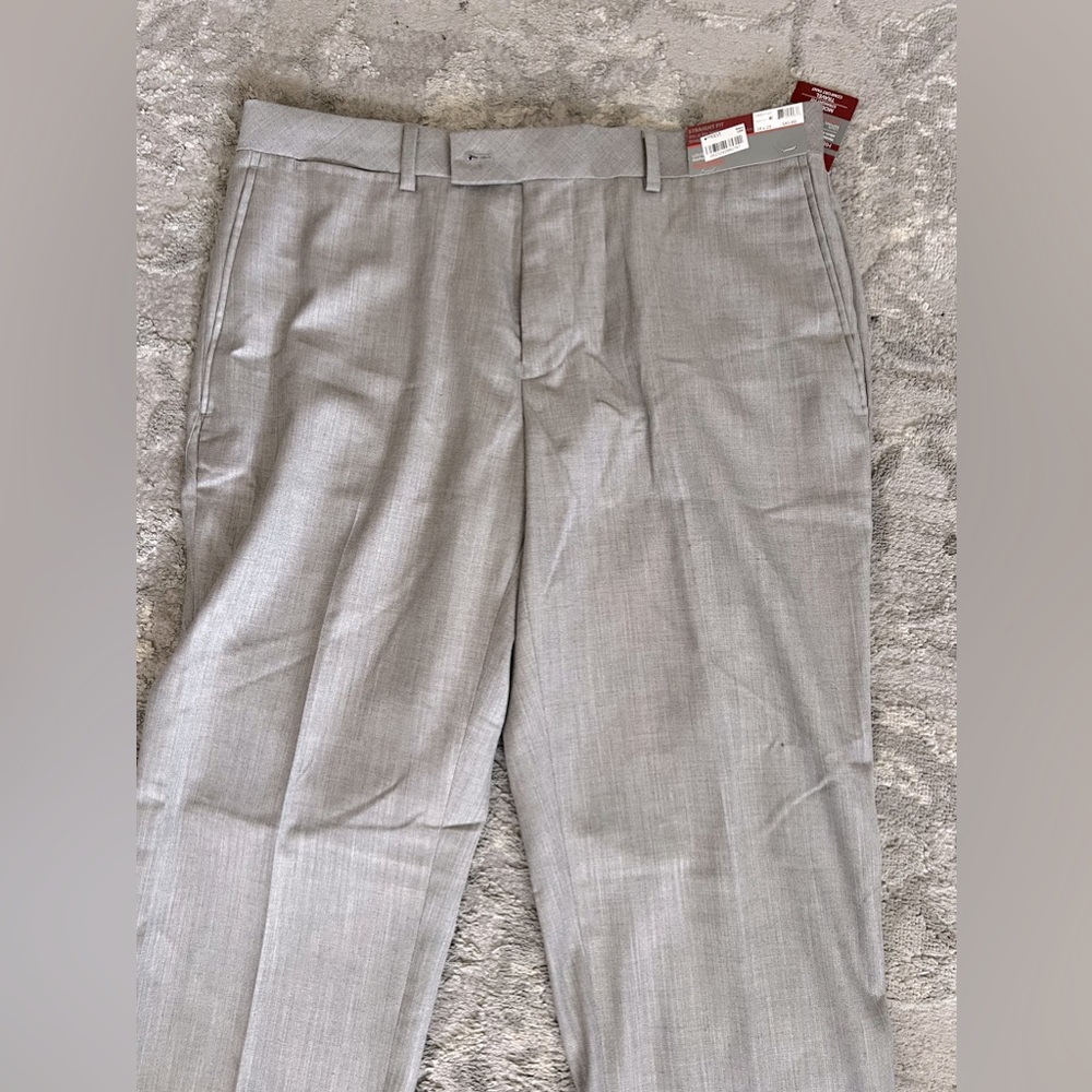 Louis Raphael Men flat front pants - Picture 2 of 4